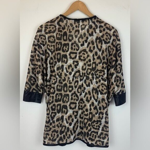 Mona Leah Couture Ladies Mesh Zippered Blouse Cardigan Animal Print Size Medium - Picture 8 of 12
